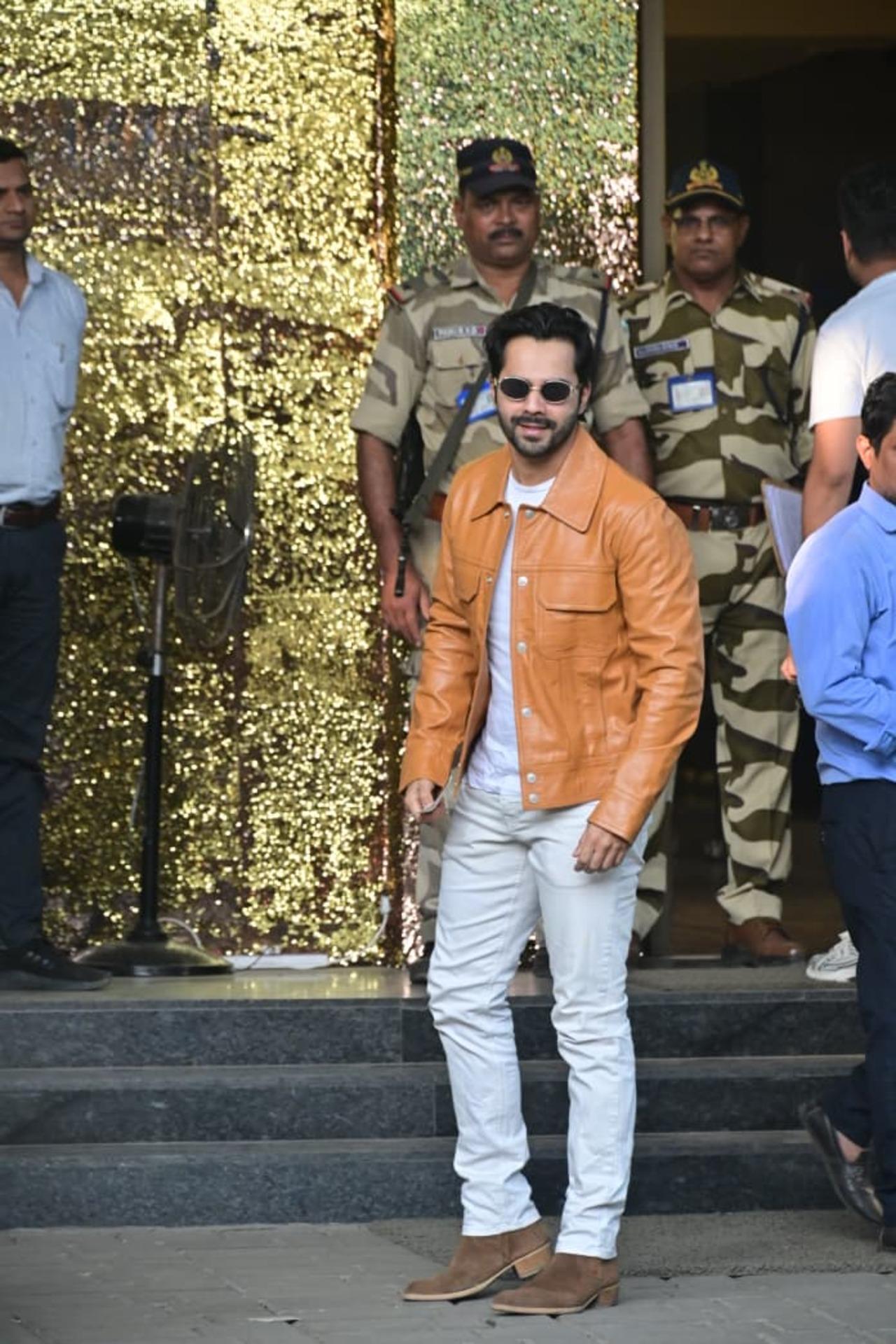 <p>Varun Dhawan was spotted at the private airport in Mumbai on Friday as he headed to Udaipur for billionaire Mantena Rama Raju`s daughter`s wedding</p>